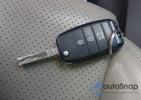 2017 Kia Optima Lx z USA, uszkodzony, nr VIN 5XXGT4L35HG152515